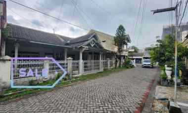 Rumah Hitung Tanah Kedung Asem Surabaya Row 2 Mobil