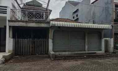 Rumah Hitung Tanah Ketintang,sby Selatan
