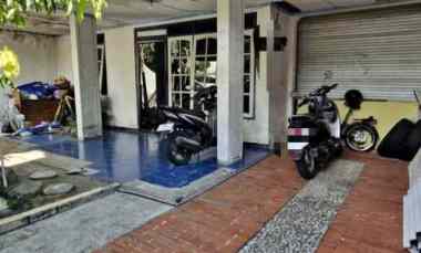 Rumah Hitung Tanah Kutisari Indah