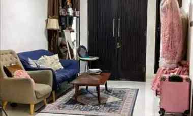 Rumah Hook 2 Lantai di Kapling Ptb Menceng Jkt Barat