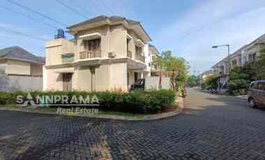 Rumah Hook di Citra Lake dekat Sawangan