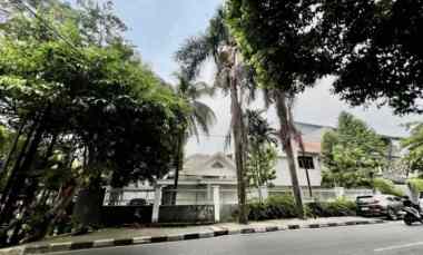 Rumah Hook Hadap Darmawangsa Raya Jakarta Selatan