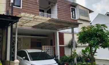 Rumah Hook Murah dekat Tol Cimanggis