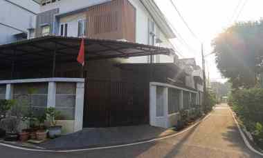 Rumah Hook SHM Didaerah Gambir Jakarta Pusat