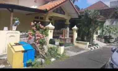 Rumah Hook Siap Huni dekat Masjid Al Akbar Surabaya