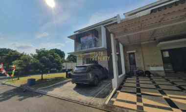 Rumah Dijual di Perumahan Burgundy Residence, Kawasan The Orchid Summarecon Bekasi Unit RAE No. 001