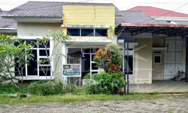 Rumah Idaman Keluarga Muda, dekat Sekolah Bebas Banjir