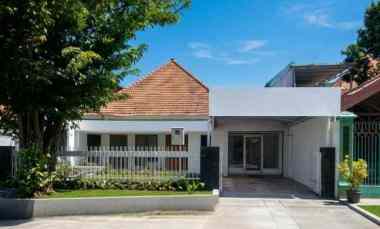 Rumah Jalan Lombok Surabaya Strategis 15x26,5 SHM 10M