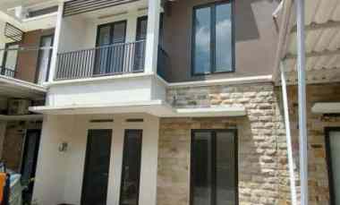Rumah Bali Mempesona Bangunan 2Lantai Siap Huni Lokasi Sawangan Depok