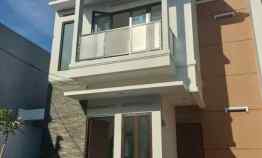 Ready Rumah Desain Bali Pinggir Jalan Raya Pasir Putih Sawangan Depok