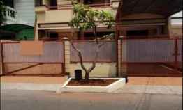 Disewakan Rumah Bagus dan Asri di Janur Elok Nego Sampai Deal