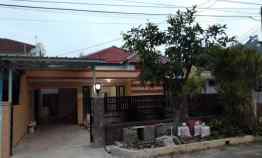 Dijual Cepat Rumah Asri di Janur Elok Jalan 2 Mobil Bisa Nego