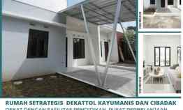 Rumah dekat Gerbang Tol Kayumanis dan Cibadak