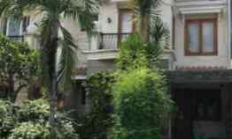 Rumah Terawat Komplek Elit di Jemursari Regency Row 3 Mobil