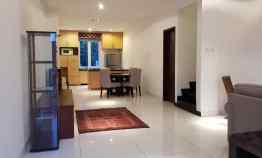 Rumah di Cilandak 2 lantai Exclusv Townhouse Fasum Pool Cipete