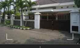 Rumah Bintang Diponggo Surabaya Mewah dan Elegant