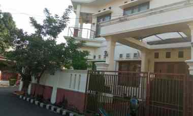 Rumah 2 Lantai di Komplek Elite di Buaran Indah Duren Sawit Jakarta