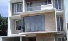 Rumah Mewah Ada Kolam Renang dalam Komplek di Cipete