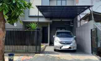 Rumah Cantik Siap Huni dalam Komplek dekat Living Plaza Cinere