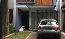 Rumah 2 Lantai di Puri Botanical Secondary