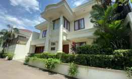 Rumah Dijual di Jl. kemang raya