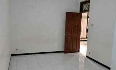 Rumah jl Kh Abdullah Hadap Selatan