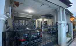 Dijual Rumah 3 Lantai di Kebun Jeruk Jakbar