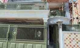 Rumah Mewah Desain Classic di Pesanggrahan