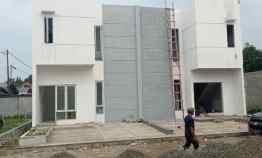 Rumah 700 jt an 2 Lantai Pamulang dekat Bintaro Jakarta Selatan