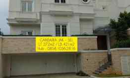 Rumah Mewah Ada Private Pool dan Lift At Gandaria Jakarta Selatan