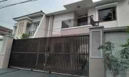 Rumah Mewah Asri dan Nyaman di Pesanggrahan Bintaro