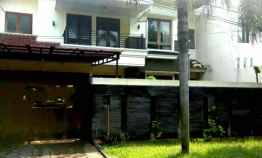 Rumah Dijual di Kebayoran Baru