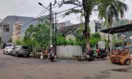 Dijual Cepat Rumah Tua Hook di Kelapa Nias jln 3 mobil