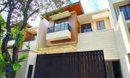 Rumah Baru di Kemang Jakarta Selatan