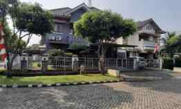 Rumah Hook di Kemang Pratama 2 Bekasi Murah Bebas Banjir Strategis