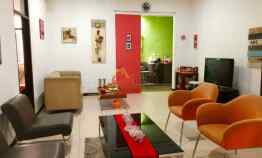 381. Rumah Terawat di Kembar, Bkr - Bandung Pusat