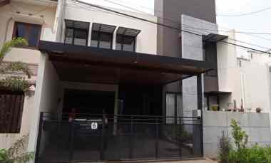 Rumah Ketintang Wiyata Semi Furnished