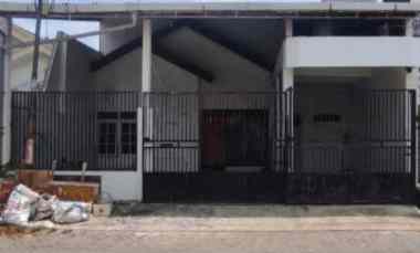 rumah klampis semolo timur strategis