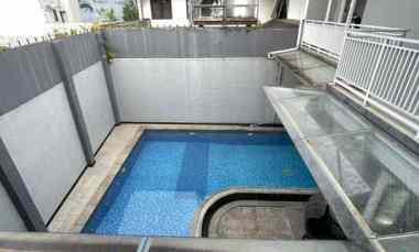 Rumah Kolam Renang Kopo Melati dekat Tol Kopo Bandung