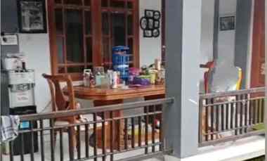 Rumah Kolam Renang Ungaran Barat