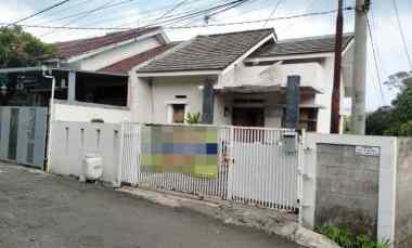 Jual Cepat Bu Rumah Sariwangi Luas Tanah Besar Ada Taman Shm