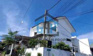 Rumah Komplek Cihanjuang Hook 10 menit Pemkot Cimahi