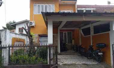 Rumah Komplek Dipalaya Ciwaruga 20 menit Tol Pasteur