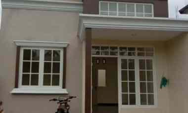 Rumah Konsep Villa Modern di Kota Malang