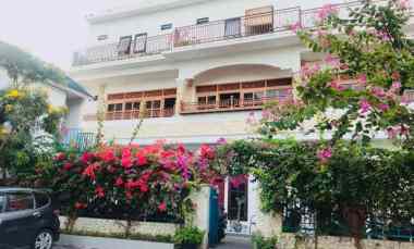 Kost Elit 21 Kamar dekat Airport di Kuta Bali