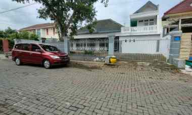Rumah Dijual di Jalan dewandaru