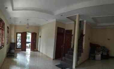 Rumah Dijual di Kota Wisata