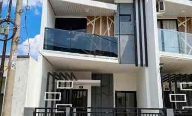 Rumah Kutisari, 3 Unit AC Baru, Bangunan Baru Row 3Mobil