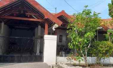 Rumah Lama Murah di Tenggilis, Surabaya Selatan