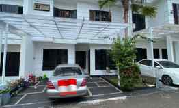 457 Townhouse 2 Lt Mewah Modern Full Furnish di Area Lebak Bulus